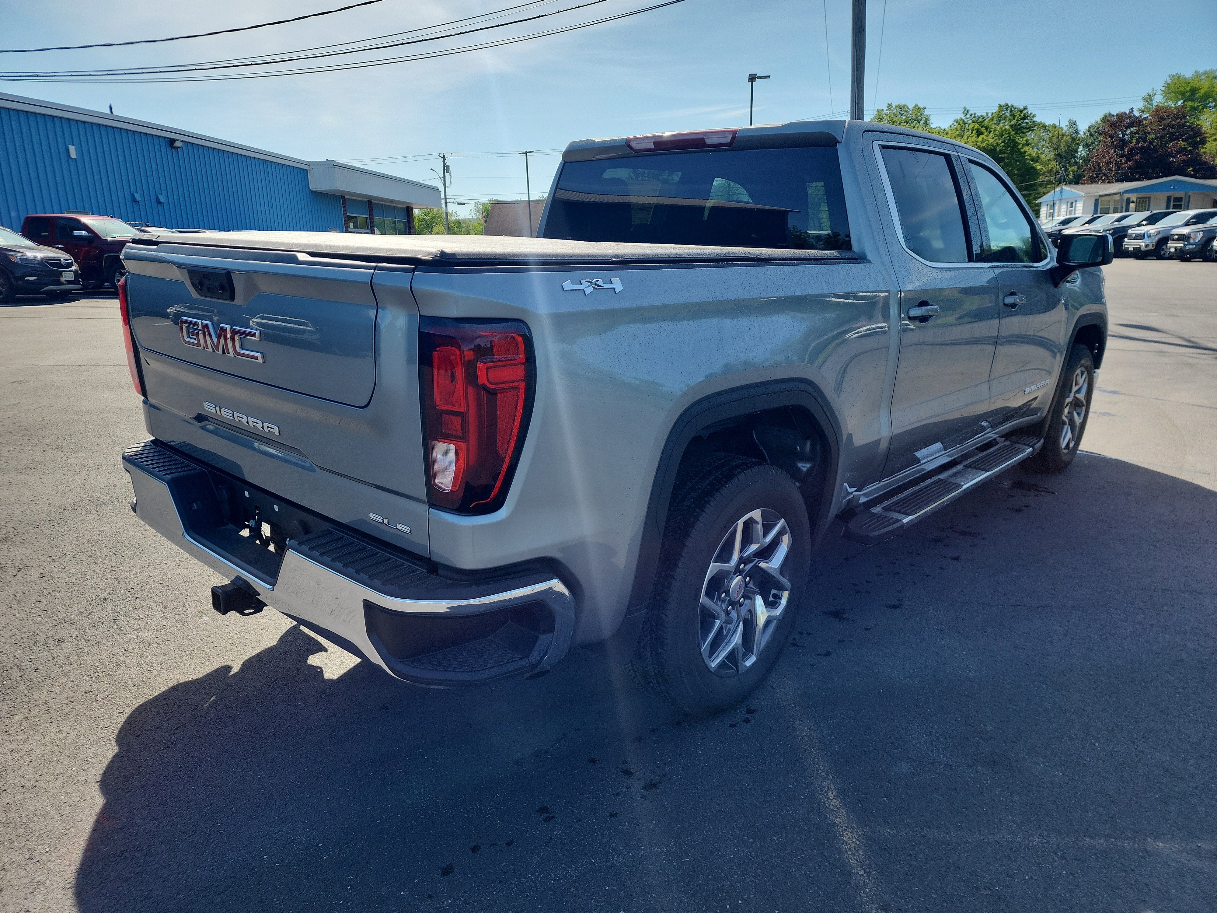 2026 GMC Sierra 1500 SLE
