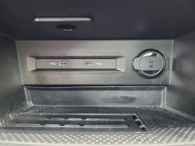 2025 Volkswagen Taos 1.5T SE Black