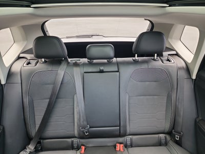 2025 Volkswagen Taos 1.5T SE Black