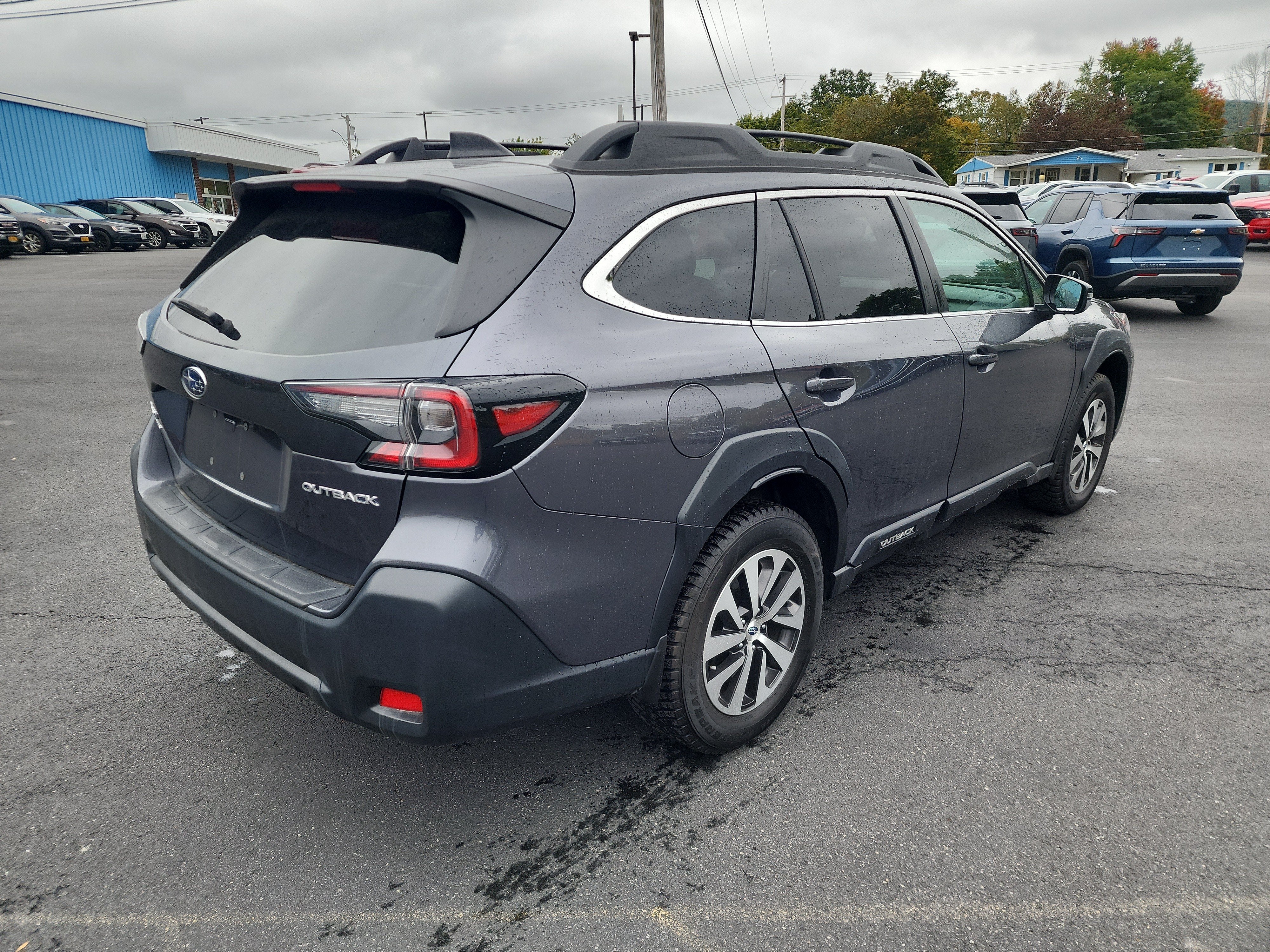 2025 Subaru Outback Premium
