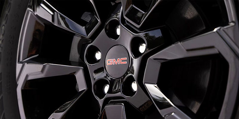 2025 GMC Terrain wheel